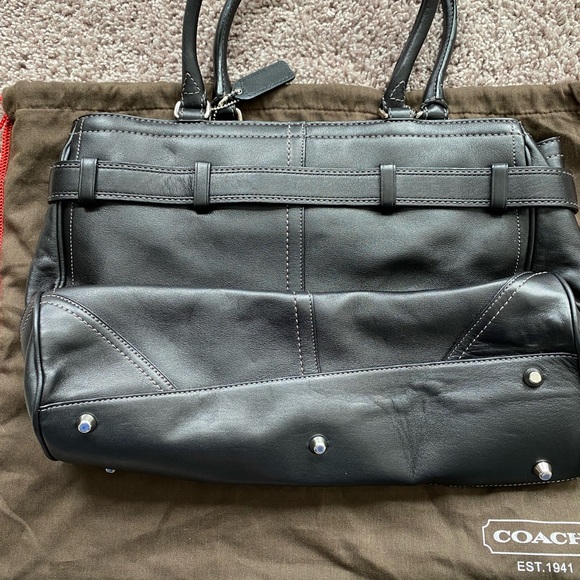 Like brand new leather Coach purse - Picture 2 of 5